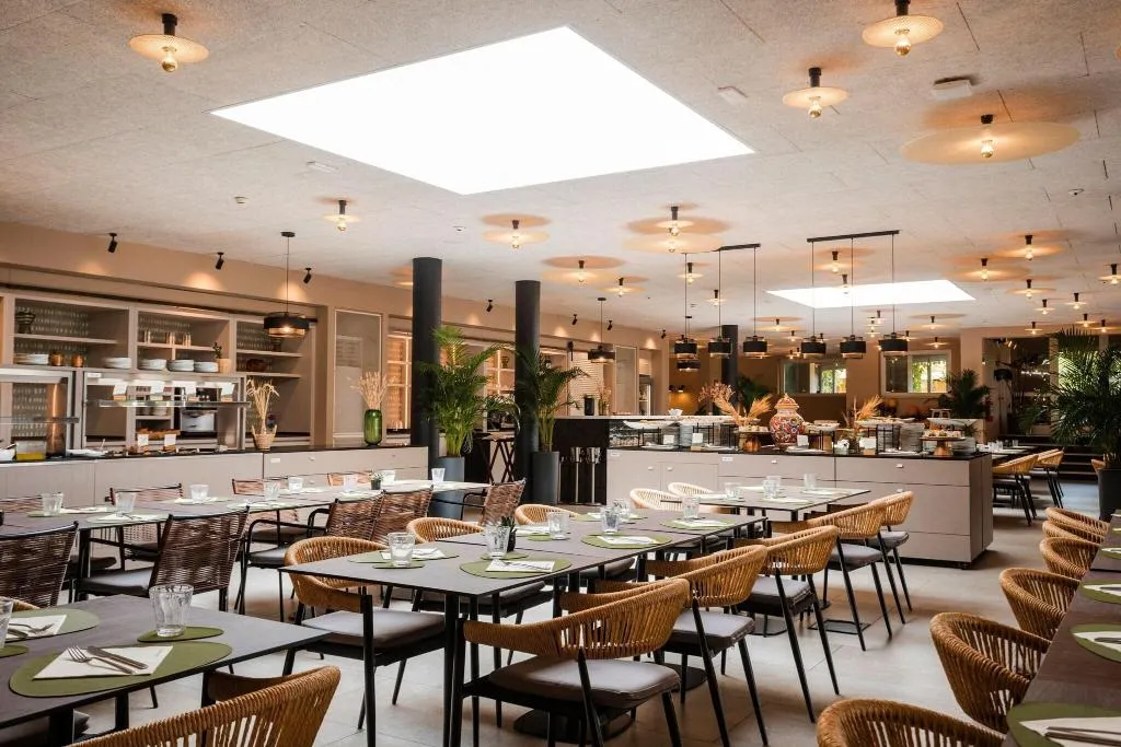 Restaurant, Mangia’s Brucoli Sicily Autograph Collection, Catania