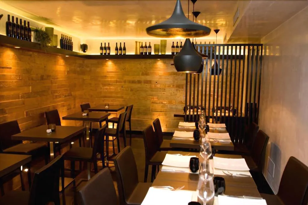 Restaurant, Cubo Apartments, Naples