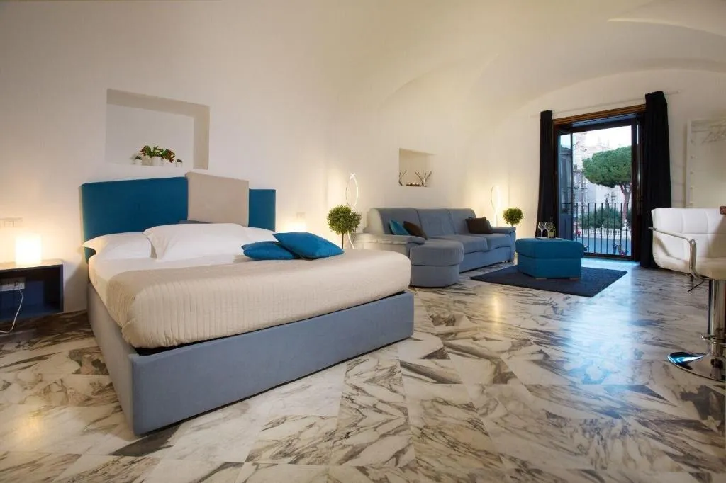 Room, Le Suites Del Duomo House, Catania