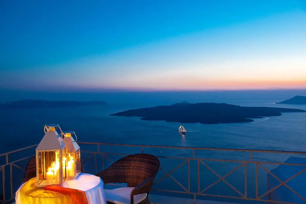 SUITE STANDARD Room, Adamant Suites, Santorini