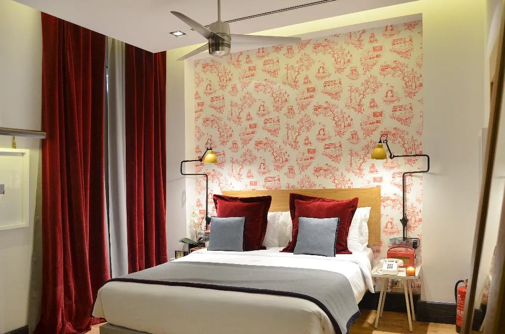 DOUBLE INNER Room, Browns Central Hotel, Lisbon
