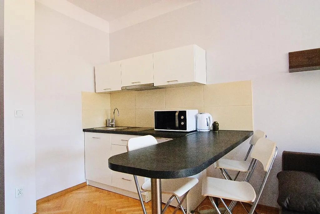 STUDIO CAPACITY 2 Room, P&J Tourist Apartments, Krakow