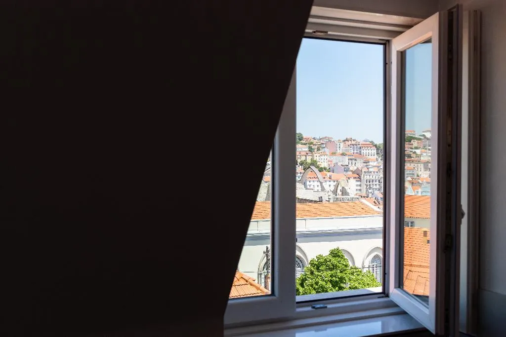 Double or Twin DELUXE RIVER VIEW Room, Lisboa Carmo Hotel, Lisbon
