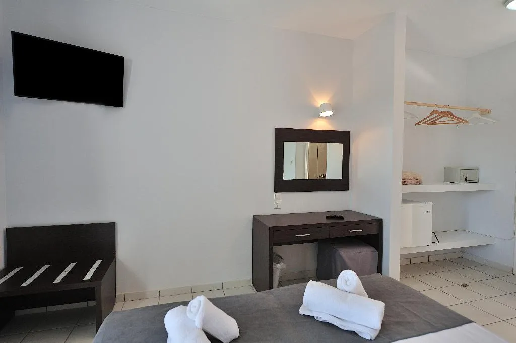 Double or Twin STANDARD Room, Anamar Skiathos Hotel, Skiathos