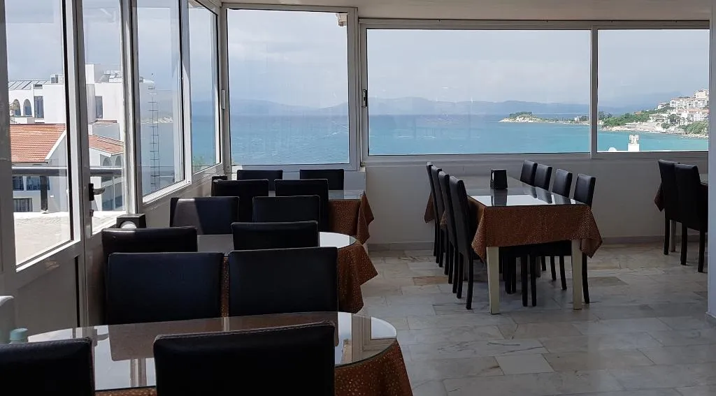 Terrace, Melike, Izmir