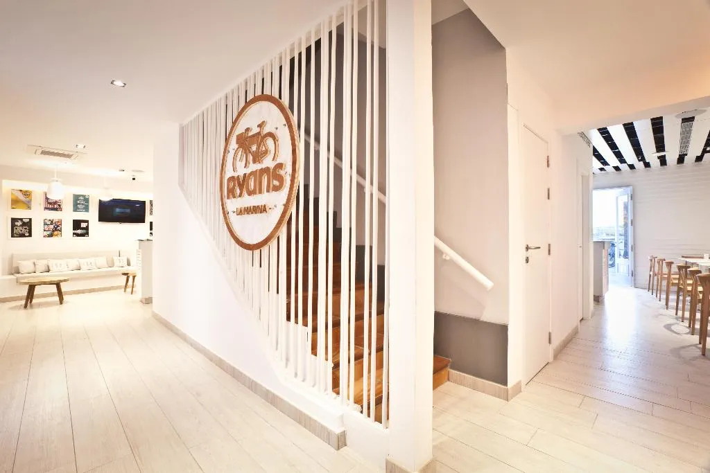 Lobby, Ryans La Marina, Ibiza