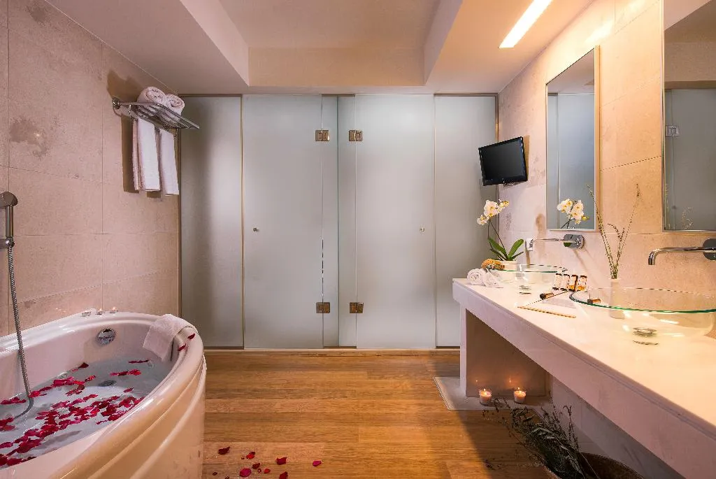 SUITE GRAND Room, Kassandra Palace SeaSide Resort, Halkidiki