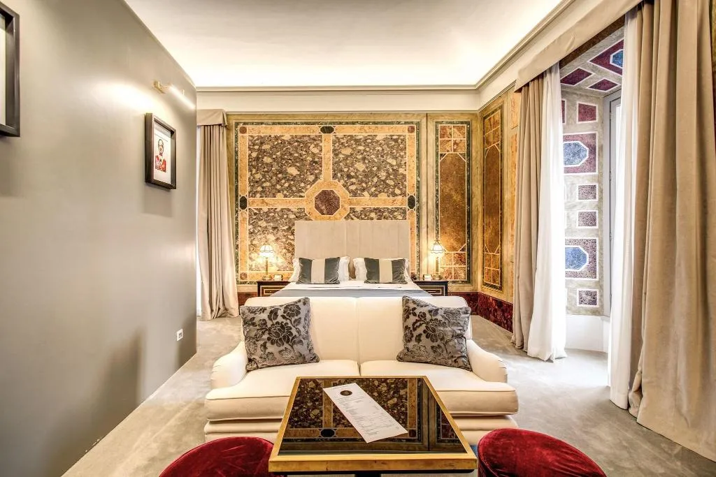 SUITE DELUXE KING BED Room, Martius Private Suites Hotel, Rome