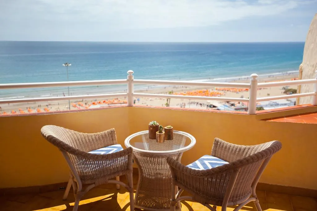 Terrace, Corallium Dunamar by Lopesan Hotels, Gran Canaria