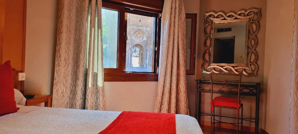 DOUBLE WITH VIEWS Room, Hotel Real de Toledo, Madrid