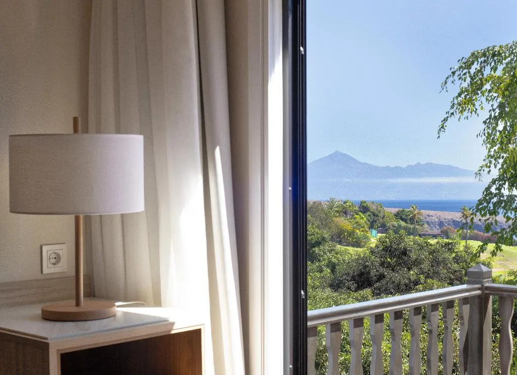 Double or Twin STANDARD Room, Hotel Jardín Tecina, La Gomera