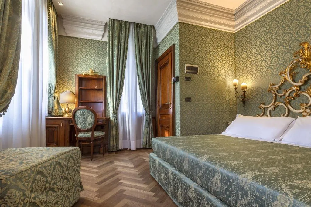 Room, Palazzina Veneziana, Venice