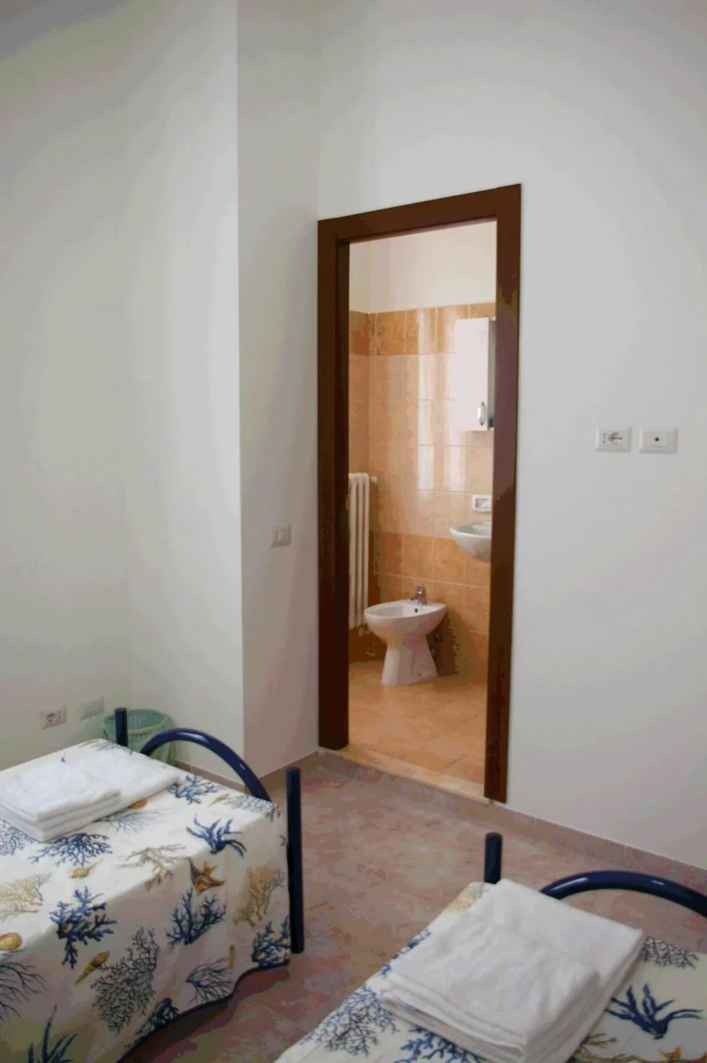 Room, Foresteria Roma, Naples