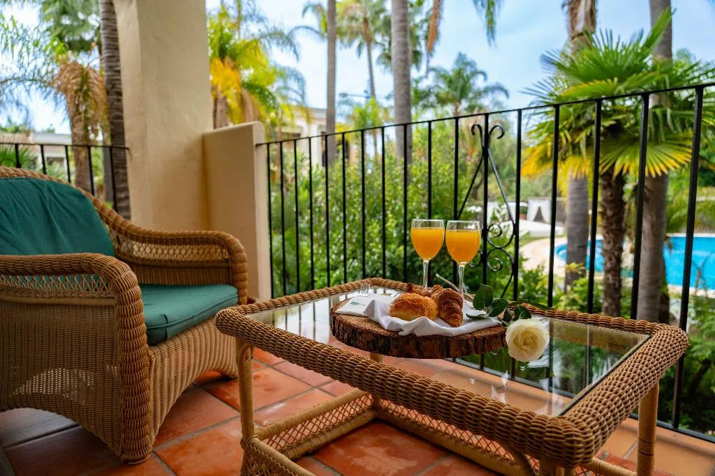 Double or Twin PREMIUM Room, Bluebay Banús, Costa Del Sol