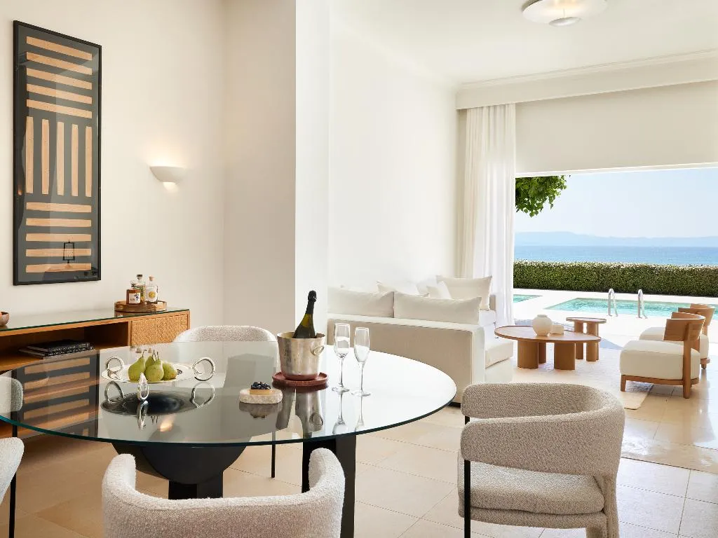 VILLA CAPACITY 8 Room, Mandola Rosa, A Resort to Live, Athens