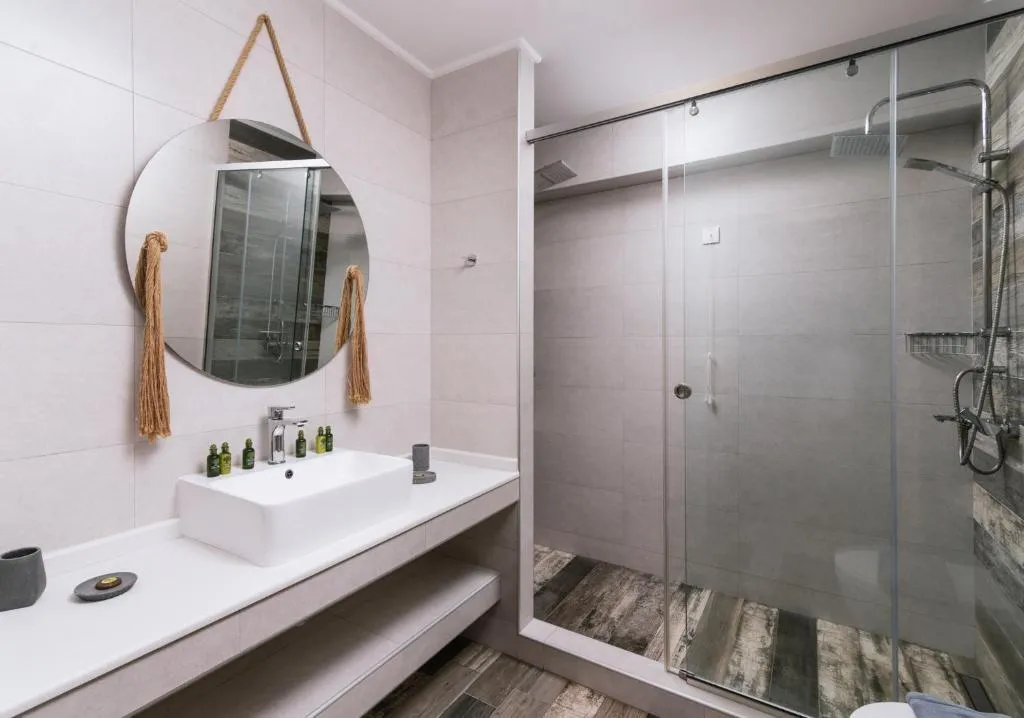 JUNIOR SUITE POOL VIEW Room, Myrtis Spa Hotel, Crete