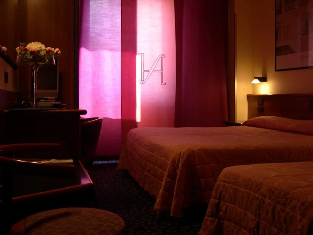 TRIPLE STANDARD Room, Sporting Hotel, Umbria