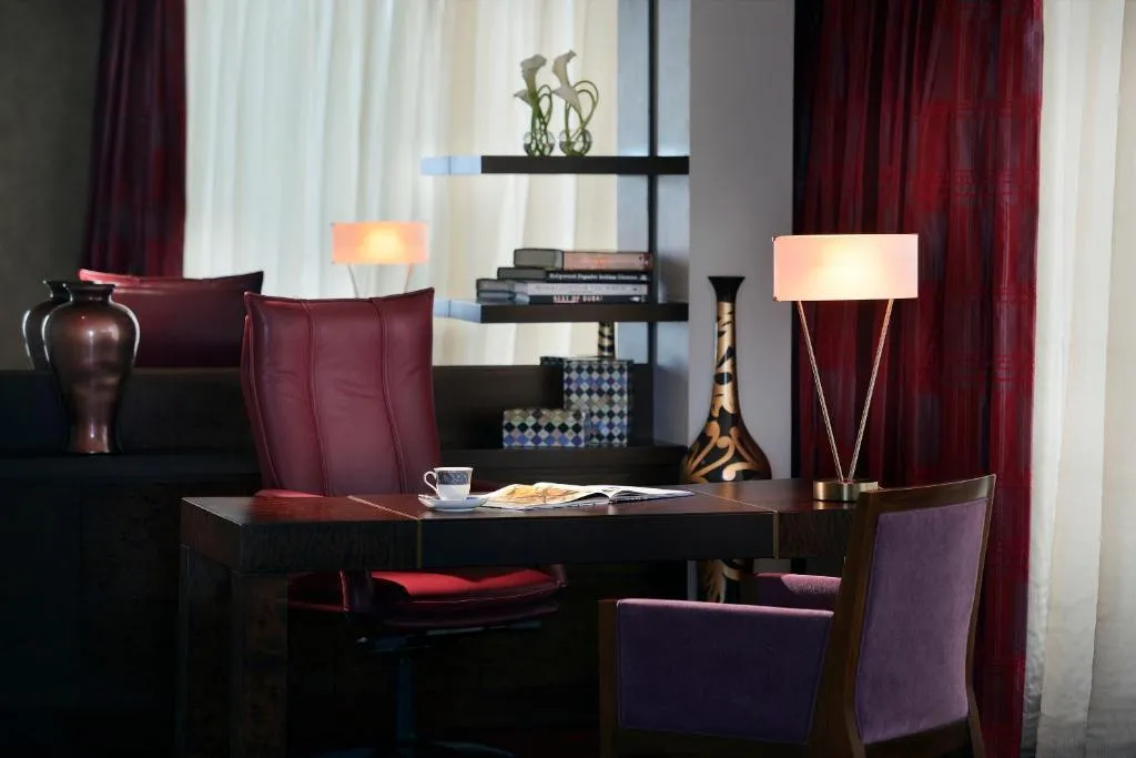 TRIPLE DELUXE Room, The H Dubai, Dubai