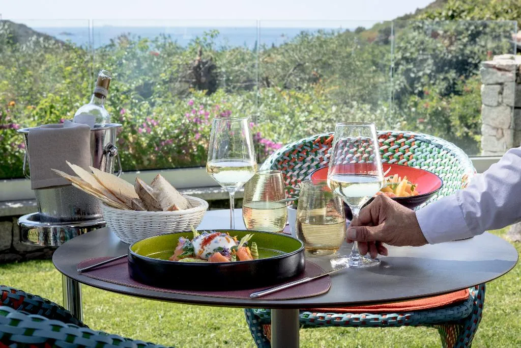 Bar, Cruccuris Resort, Cagliari