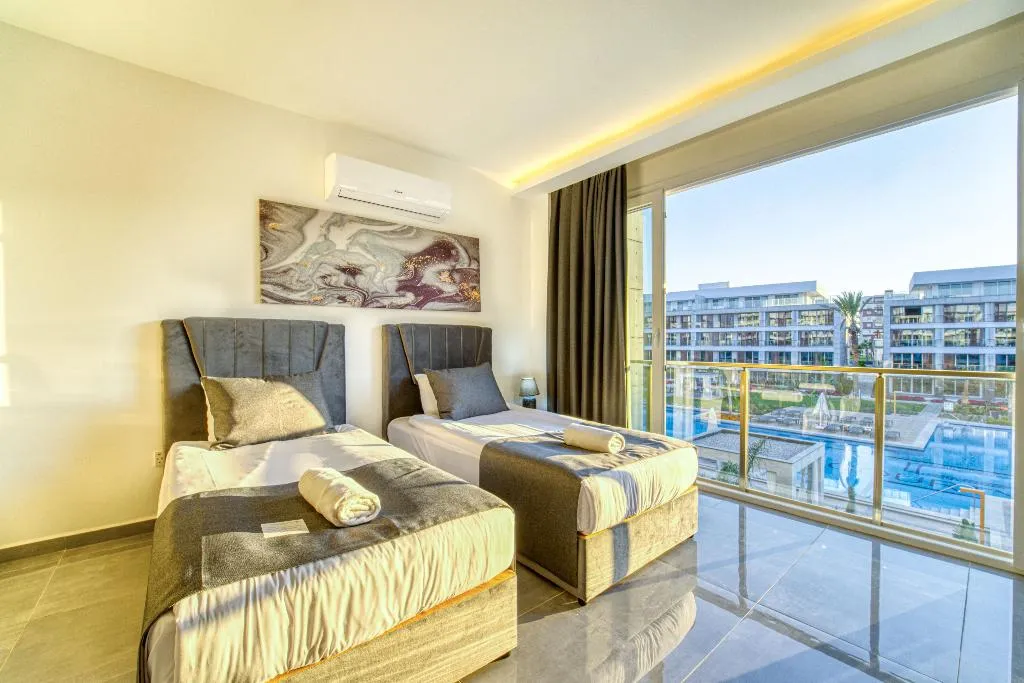 STUDIO POOL VIEW Room, Courtyard Long Beach Holiday Resort, Cyprus