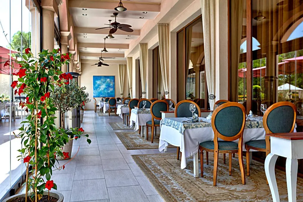Restaurant, Grand Hotel & Spa Primoretz, Bourgas