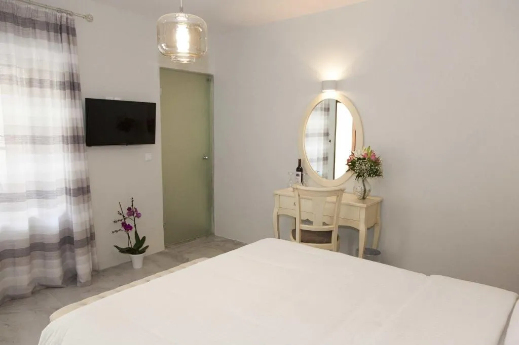 Room, Shalom Luxury Rooms, Crete