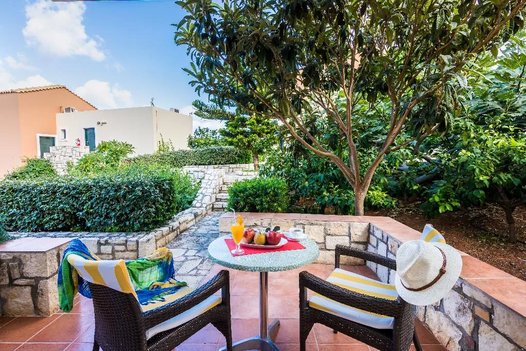 SUITE GARDEN VIEW Room, Pilot's Villas Luxury Suites, Crete