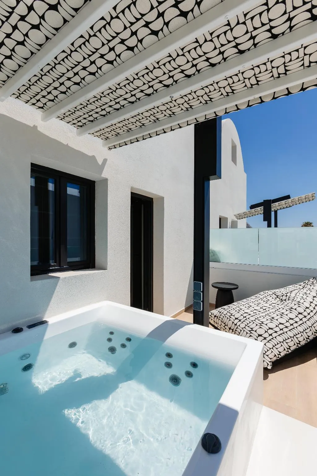 Room WITH JACUZZI Room, Santo Mangata Boutique Hotel & Spa, Santorini