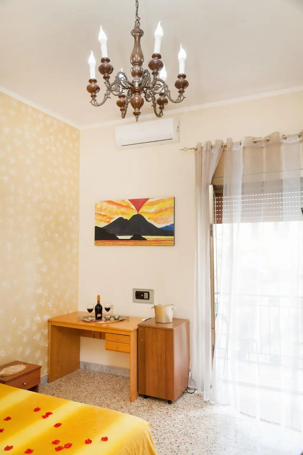 Room, Bed & Breakfast Santa Caterina, Naples