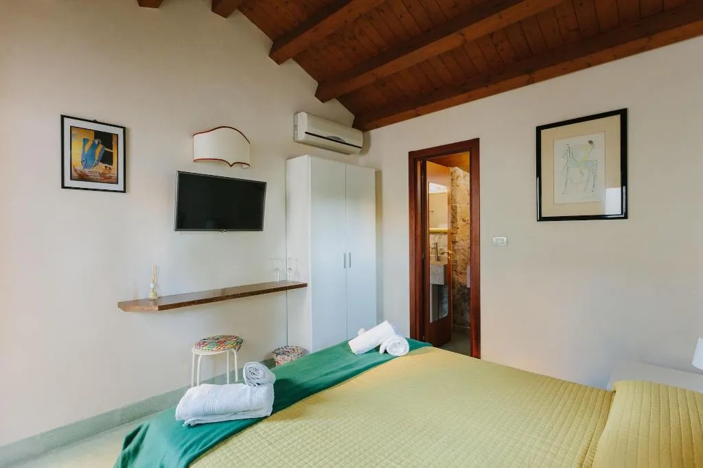 Room, Dimora Archimedea, Catania