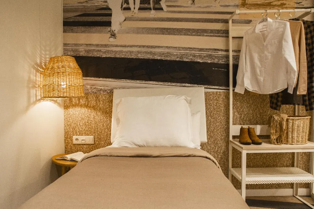 SINGLE STANDARD Room, Room Select Liberdade, Lisbon
