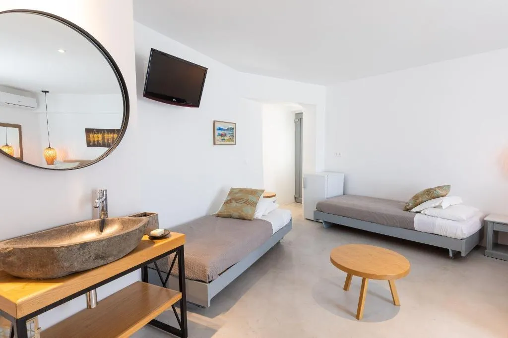 Room CAPACITY 4 Room, Villa Konstantin Rooms & Suites, Mykonos