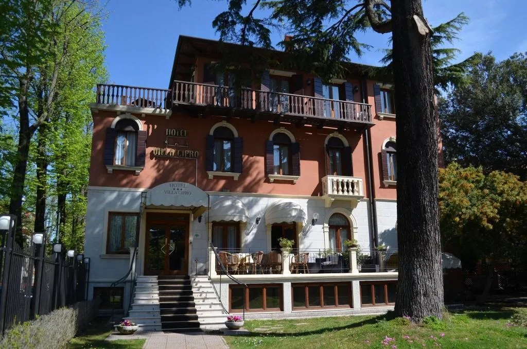 General view, Villa Cipro, Venice
