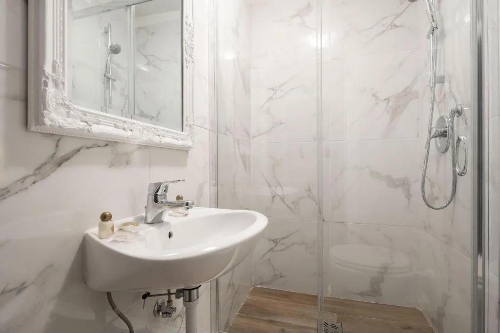Room, Hotel Herion, Venice