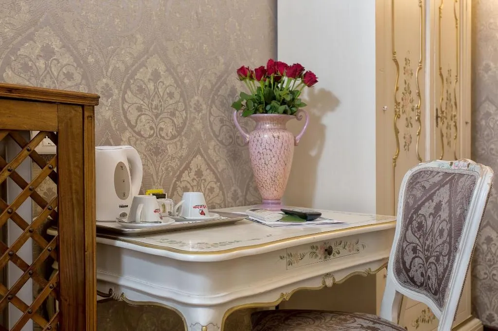 Room, Locanda Novo, Venice