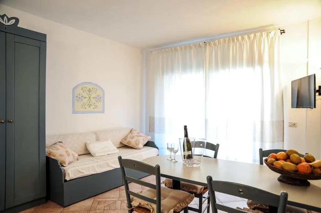 APARTMENT CAPACITY 3 Room, Elite Smeralda Room, Olbia