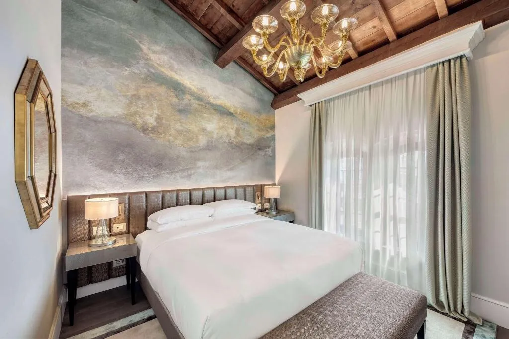 Room, Hilton Molino Stucky Venice, Venice