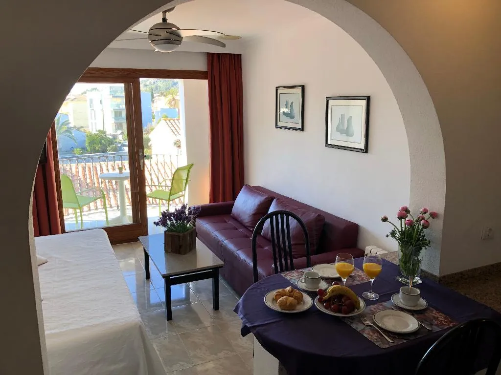 APARTMENT SIDE SEA VIEW WITH BALCONY Room, Torre Playa, Majorca