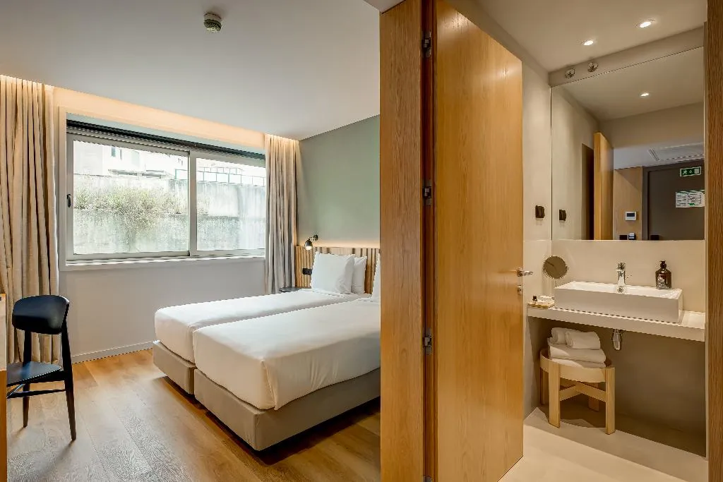 DOUBLE STANDARD Room, Hotel Acta The Clover, Porto