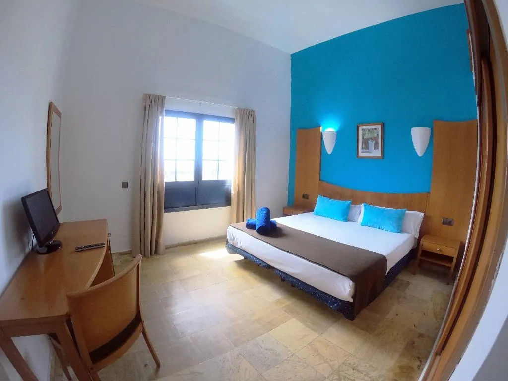 VILLA TWO BEDROOMS Room, Vik  Coral Beach, Lanzarote