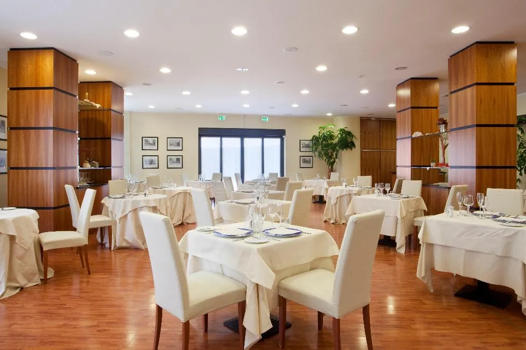 Restaurant, Holiday Inn Cagliari, Cagliari
