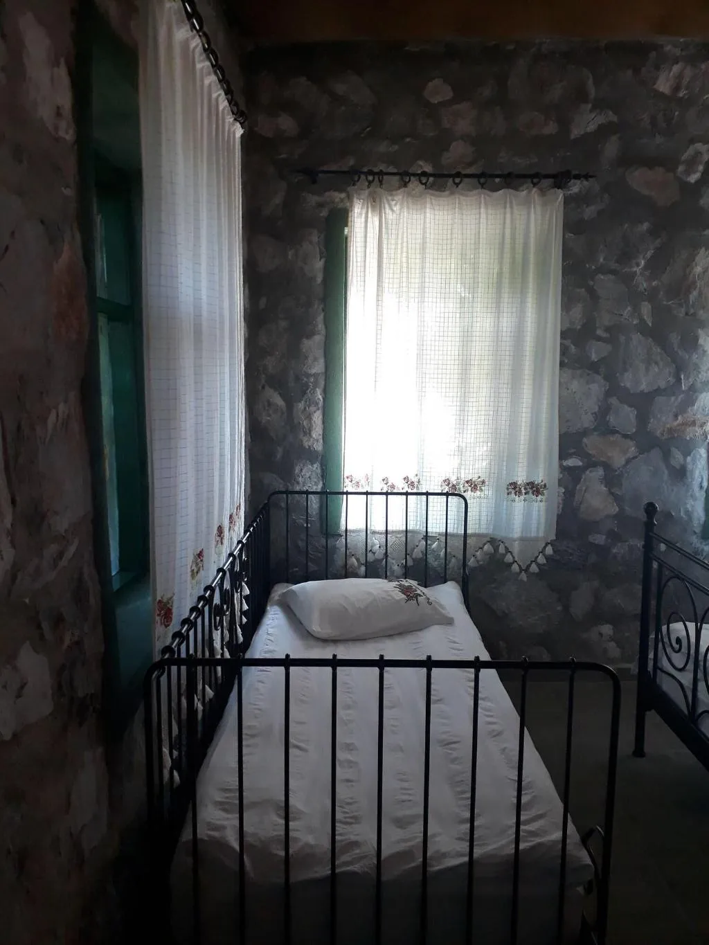 Room, Otantik Tas Ev, Dalaman