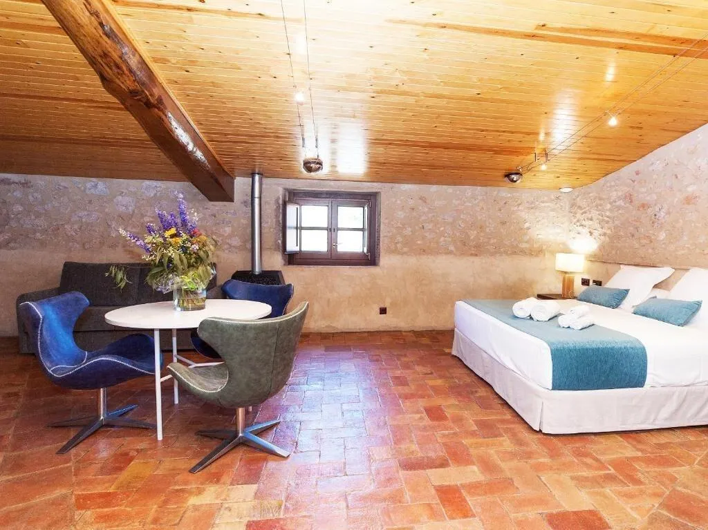 Room, Hotel Molí de l'Escala, Costa Brava