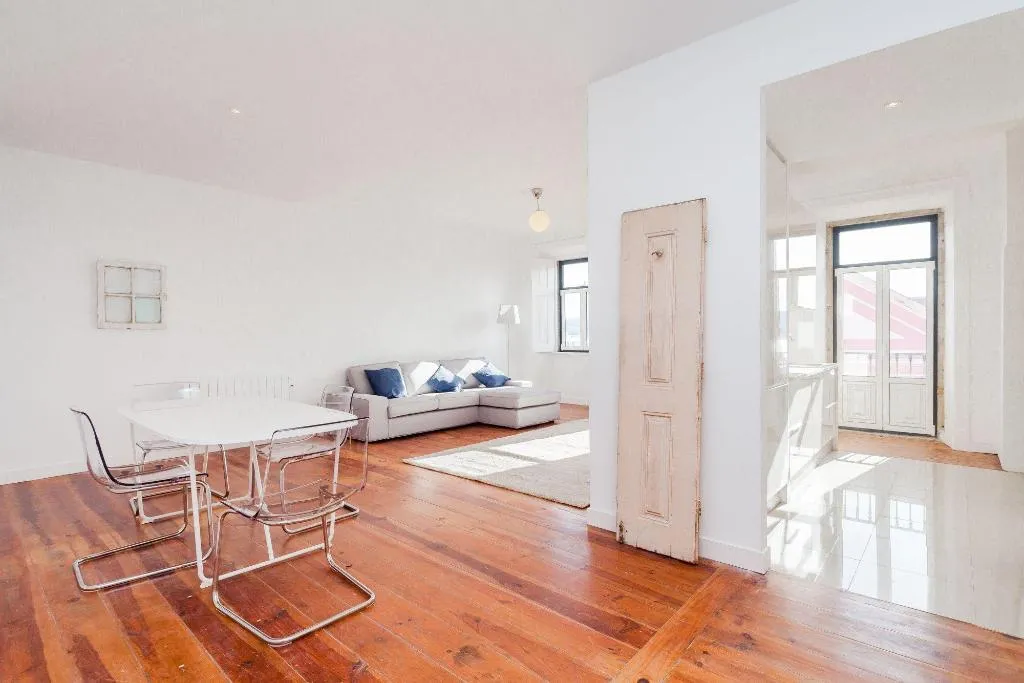 Room, The Lisbon-Way Apartments, Lisbon