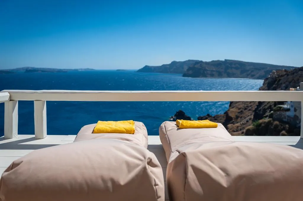 VILLA WITH JACUZZI Room, Armeni Luxury Villas, Santorini