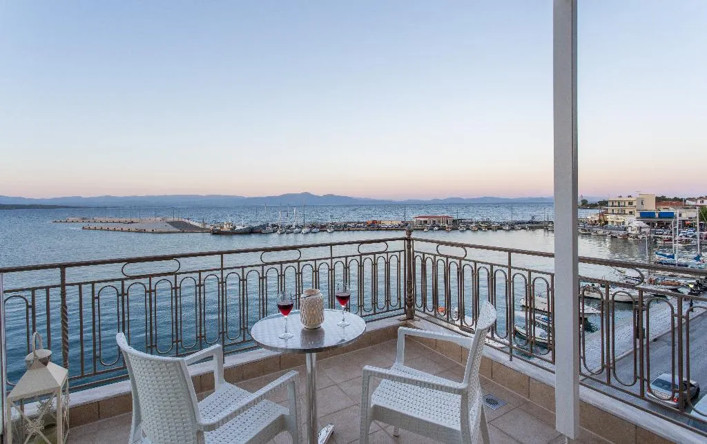 JUNIOR SUITE SEA VIEW Room, Pantheon City Hotel, Athens