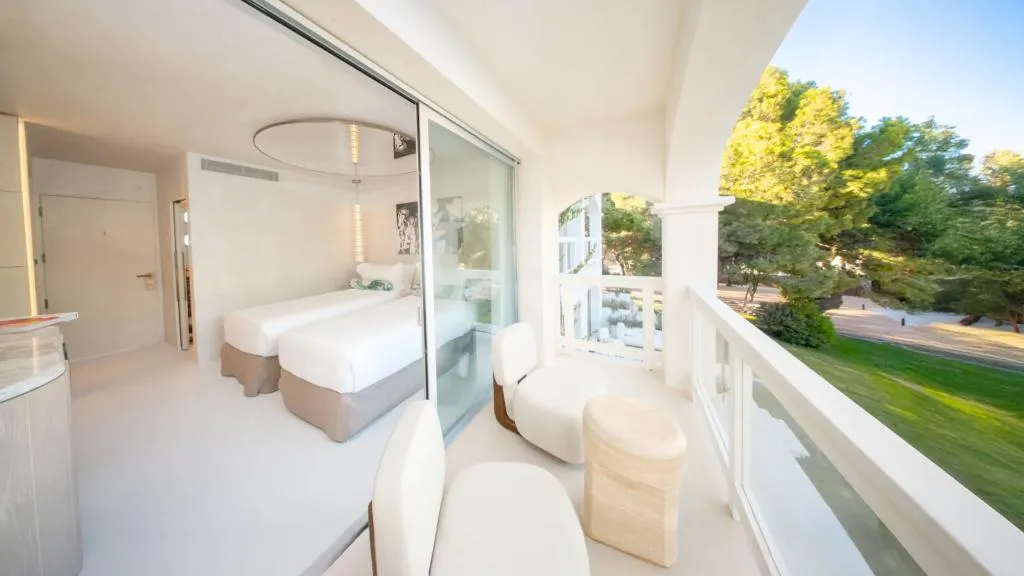 Double or Twin SUPERIOR Room, Destino Five Ibiza 5 Grand Luxe Resort, Ibiza