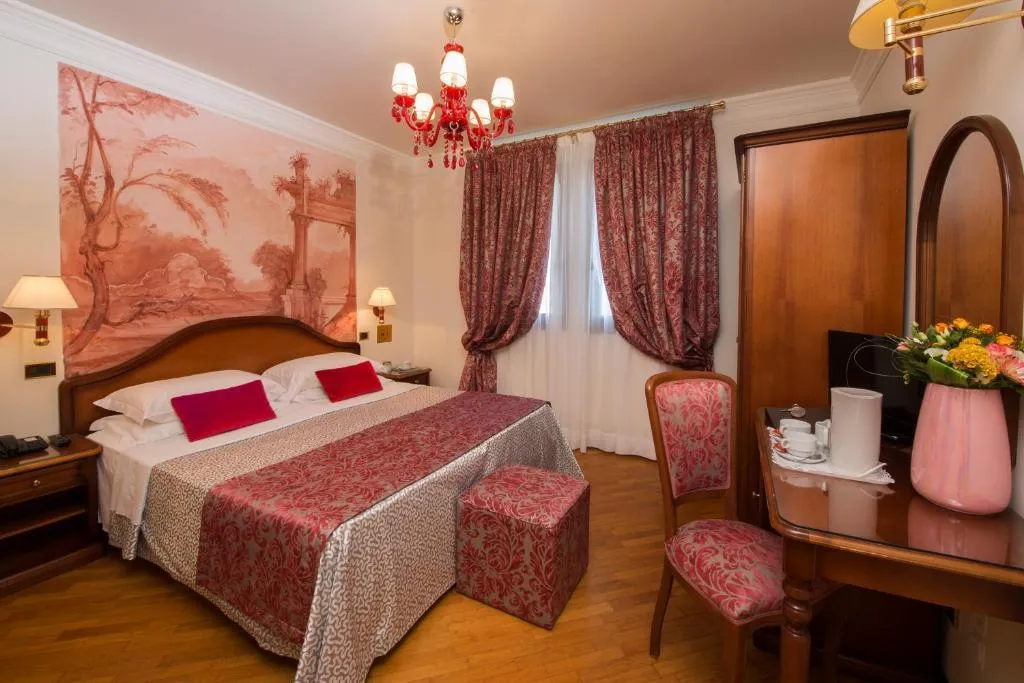 JUNIOR SUITE STANDARD Room, Villa Pace Park Hotel Bolognese, Venice