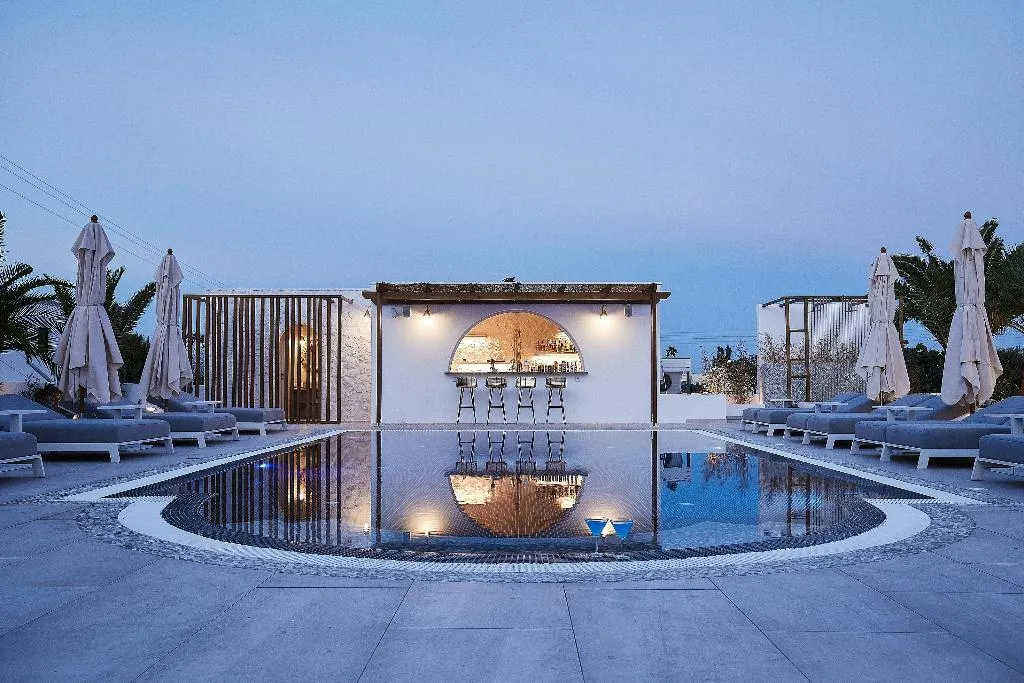 Pool, Petri Suites, Santorini