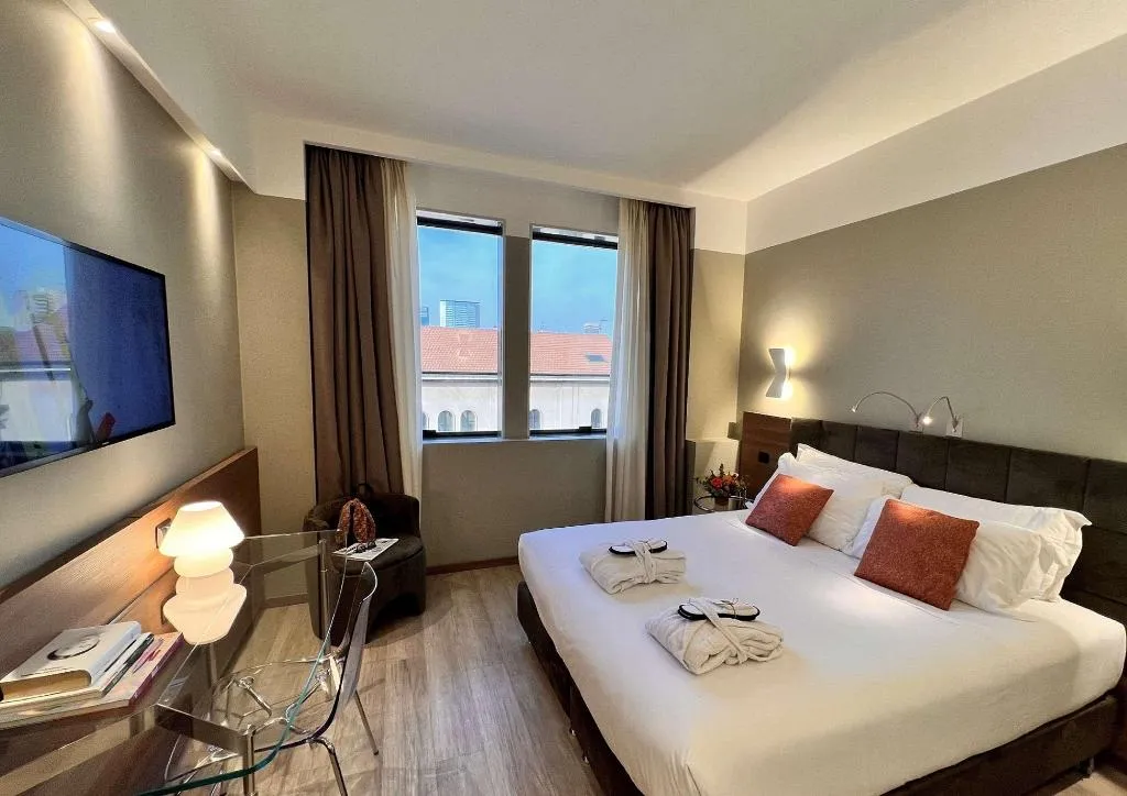 DOUBLE QUEEN SIZE BED Room, Best Western Hotel City, Milan